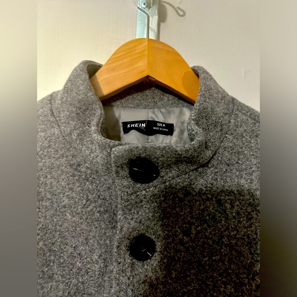 SHEIN COAT - Picture 2 of 2